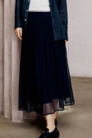  1.Chân váy lụa tơ tằm xếp ly màu navy đậm 