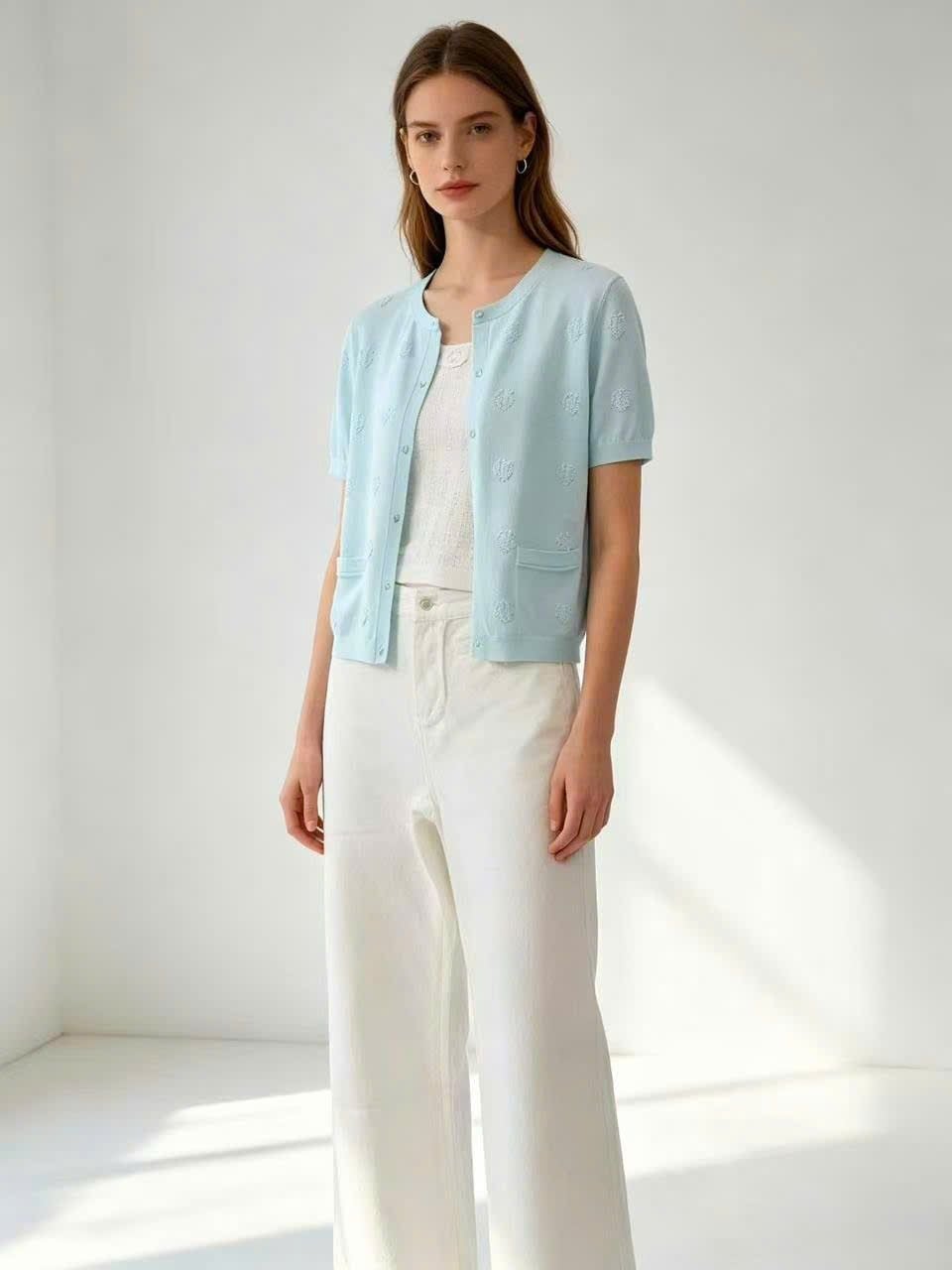  Áo CDG ngắn tay xanh pastel họa tiết chìm 