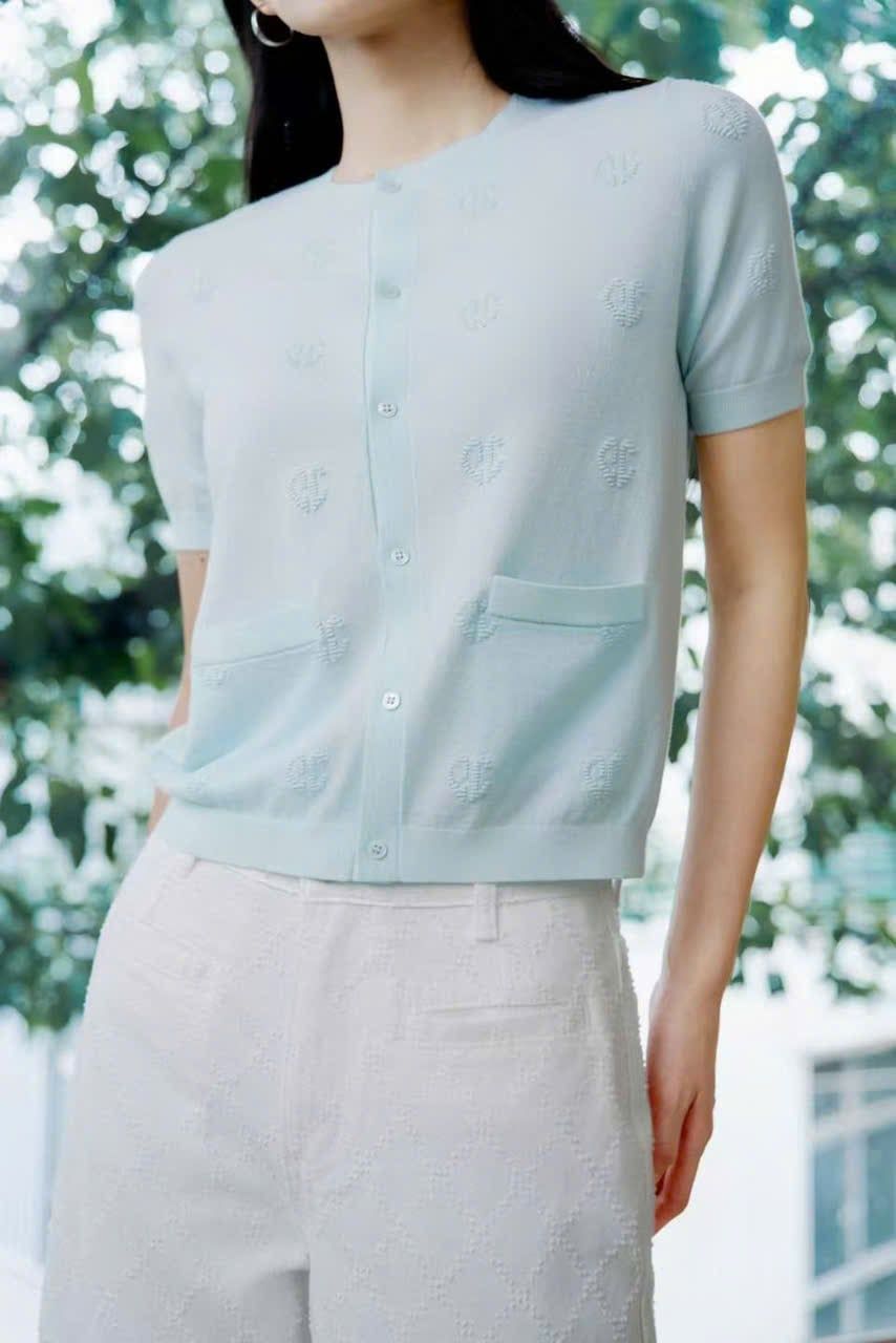  Áo CDG ngắn tay xanh pastel họa tiết chìm 