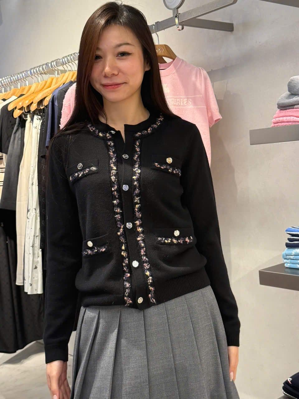  Áo CDG đen 4 túi viền 
