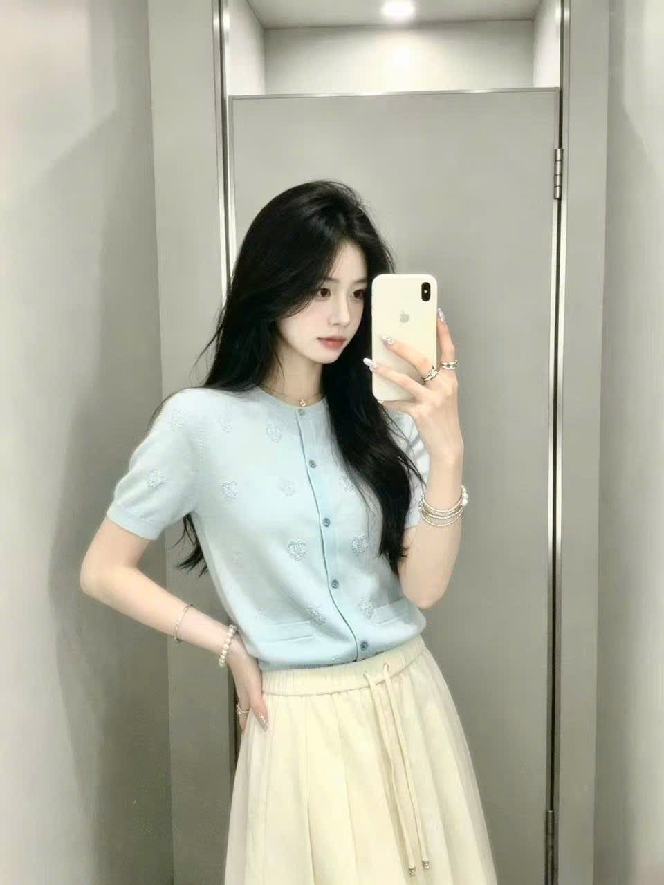  Áo CDG ngắn tay xanh pastel họa tiết chìm 