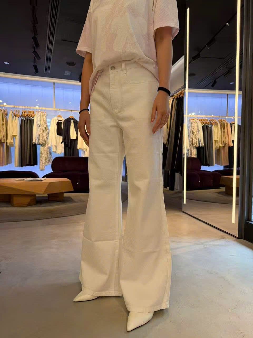  Áo phông hồng nhạt gấu Charles 