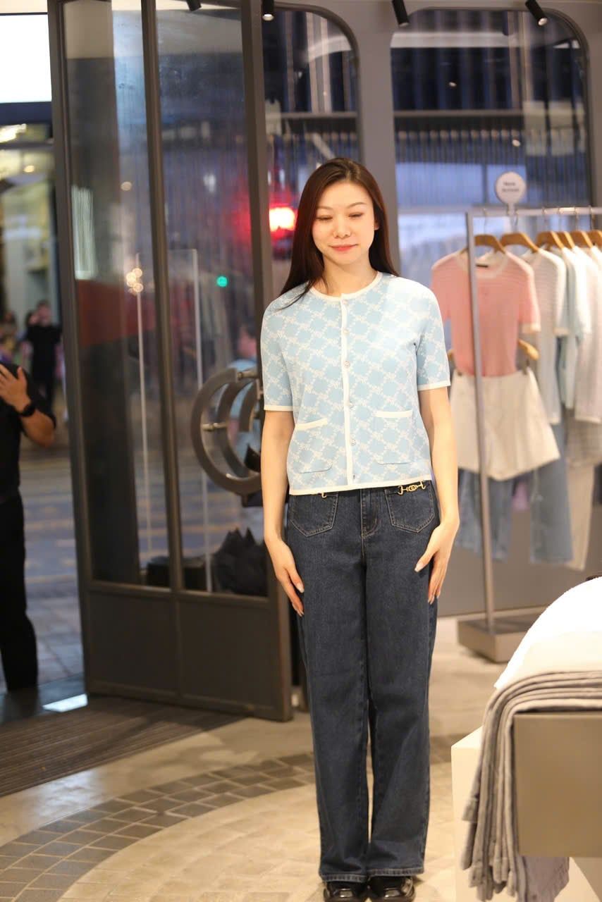  Áo CDG xanh full logo nơ trắng 