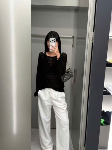  Áo Len Đen Dệt Lưới Xuyên Thấu 
