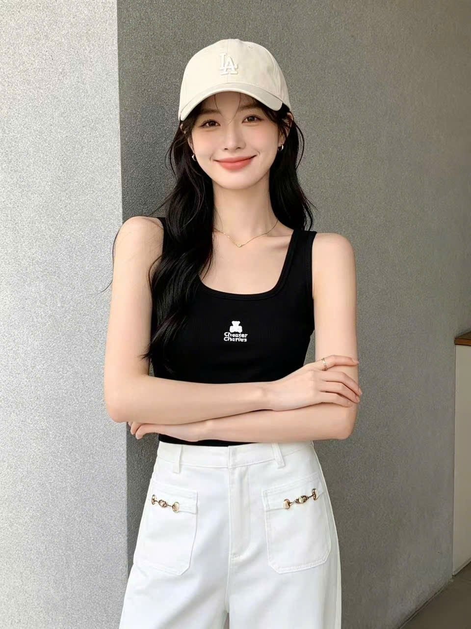  Áo Ba Lỗ Đen - Gấu Trắng Trên Chữ 