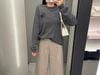  Áo Dài Tay Cashmere Xám Cổ Tròn Logo Da Ngực Trái 