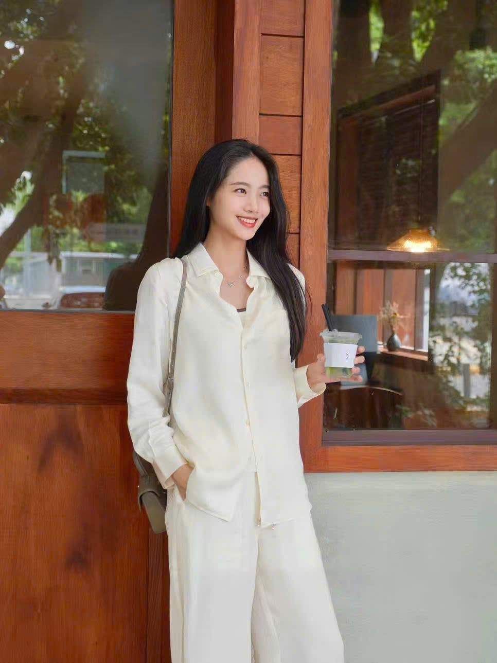  Quần Ống Rộng Trắng Cupro 