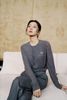  Áo Cardigan Xám Cổ Tròn Logo Ngực Trái 