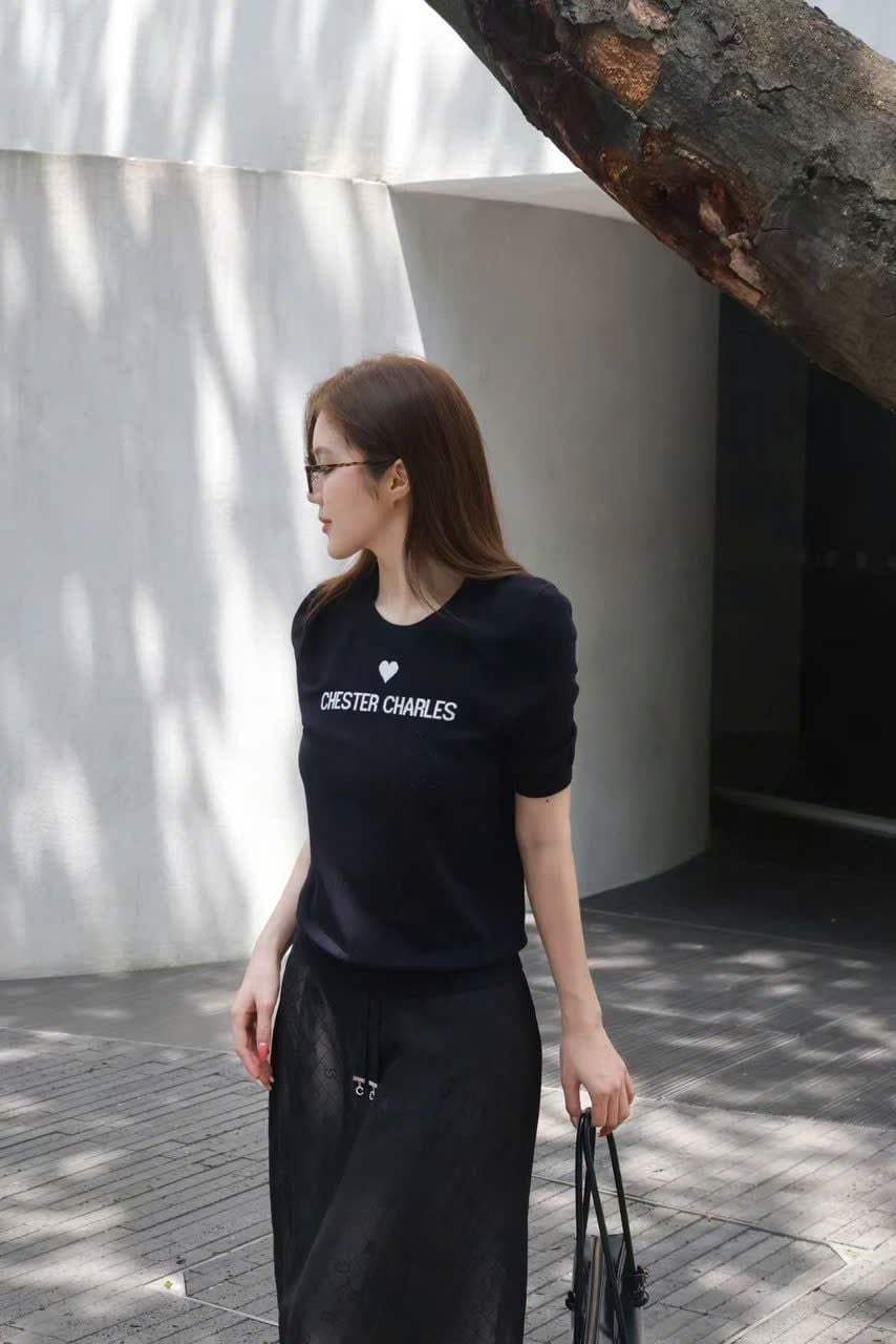  Áo Ngắn Tay Xanh Navy Trái Tim Chester Charles 