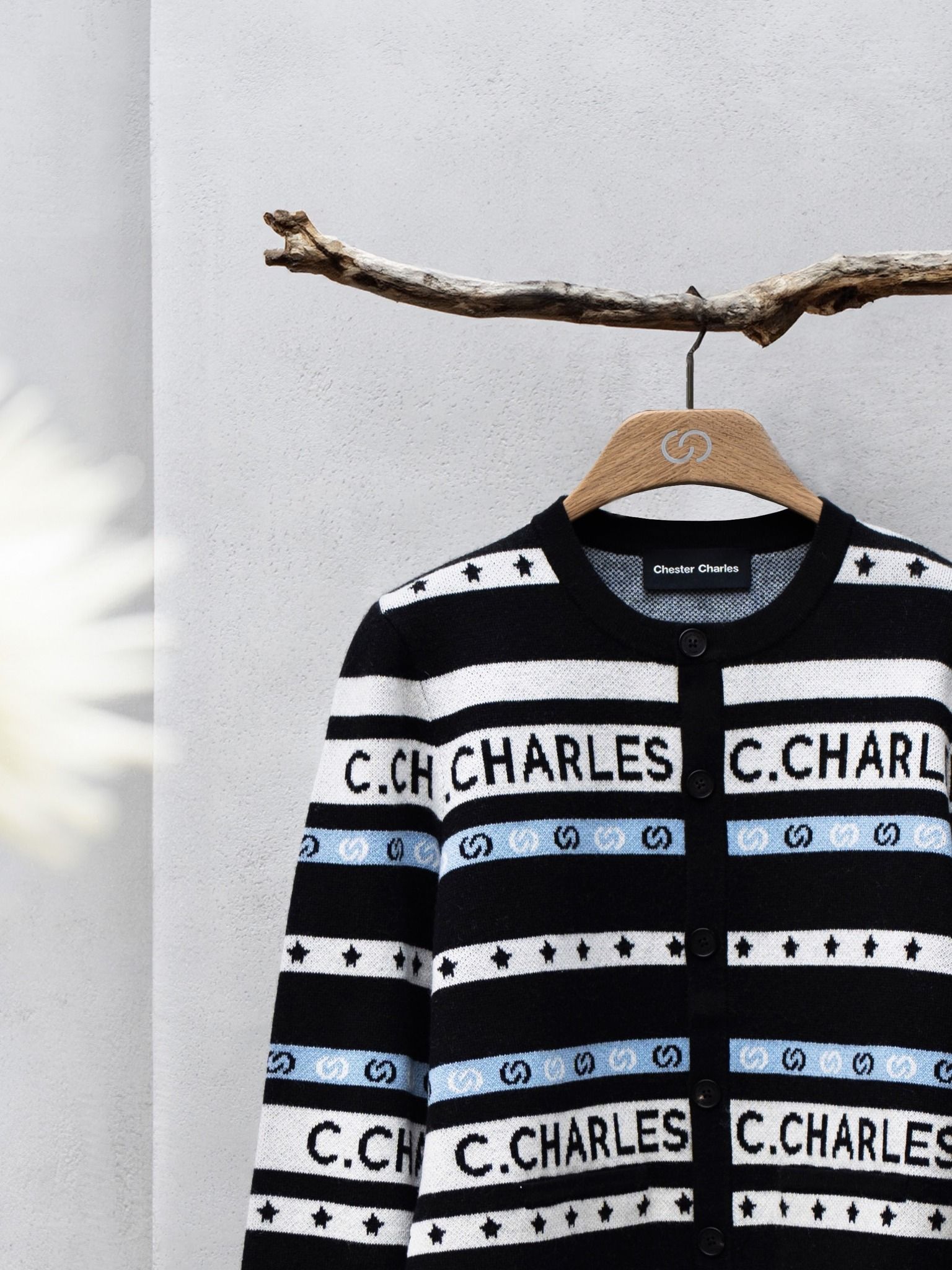  CDG thổ cẩm chữ C.Charles 