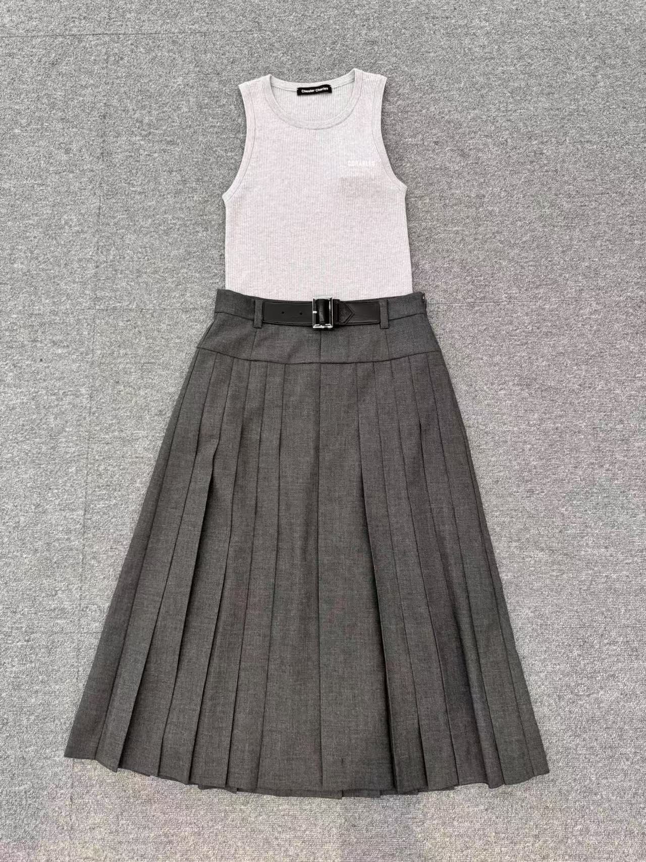  Chân váy xếp ly ghi xám dài kèm 1/2 Belt da 