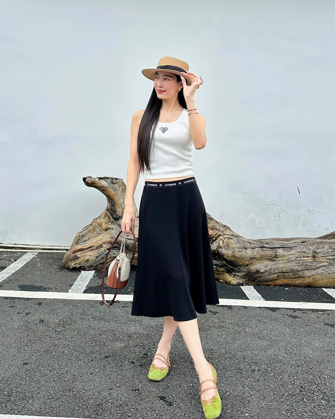  Chân váy đen - cạp chun CC 