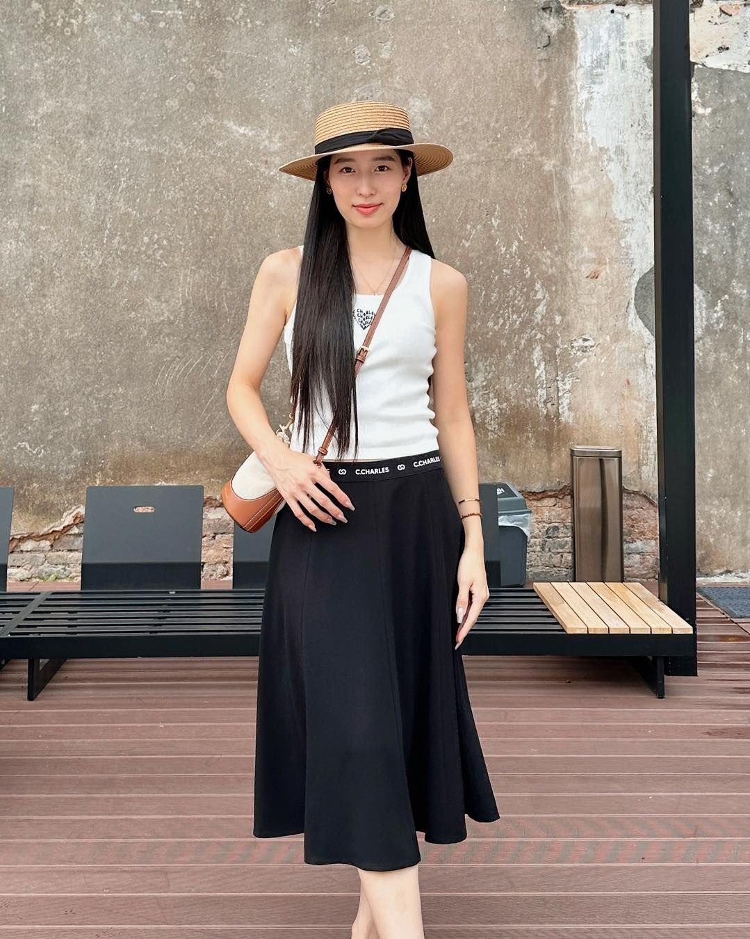  Chân váy đen - cạp chun CC 