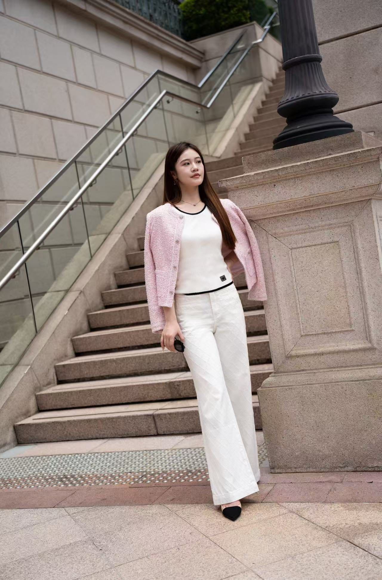  Áo tanktop trắng new ss25 