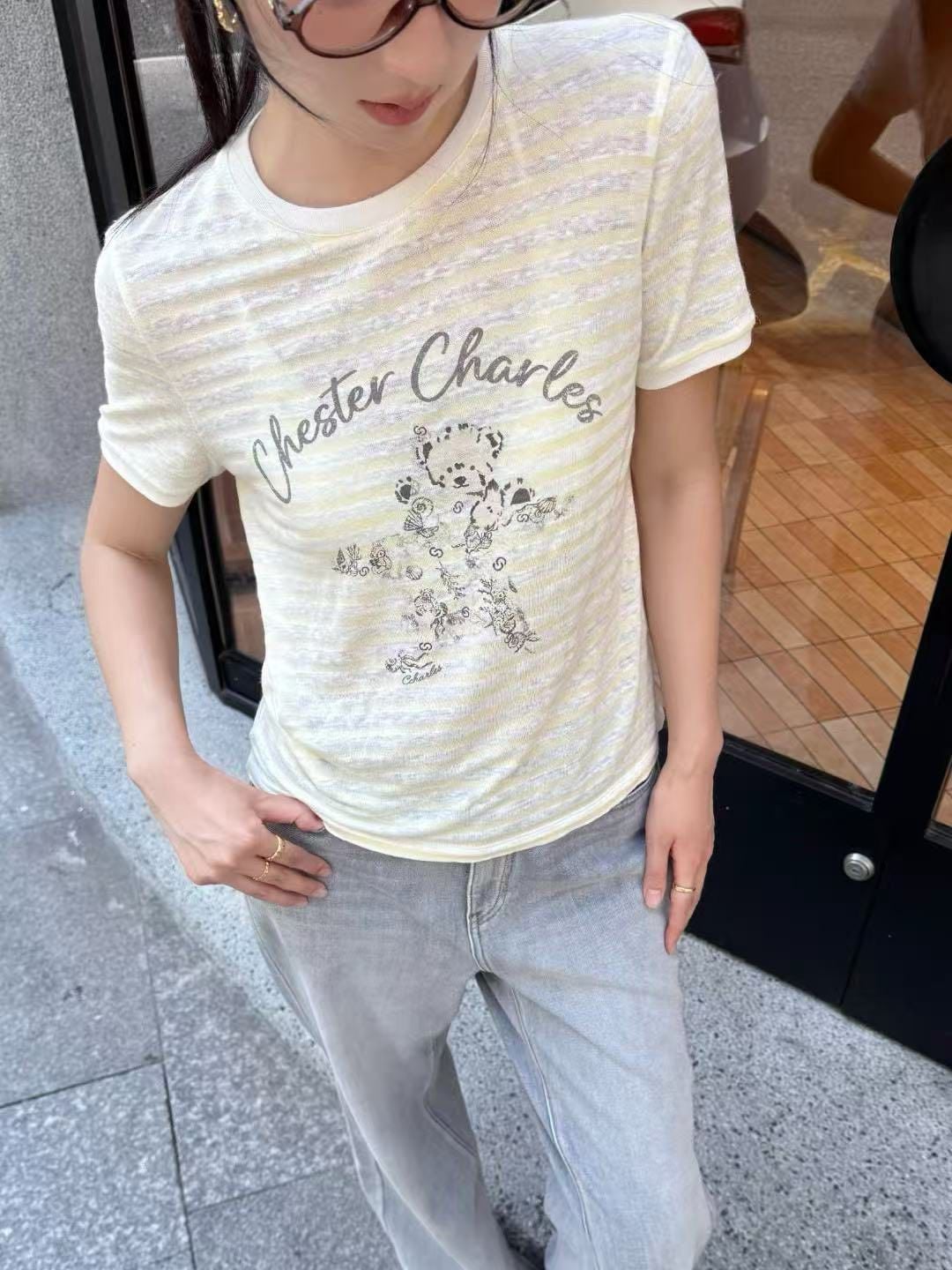  Áo kẻ vàng ngắn tay, ngực gấu ôm sao 