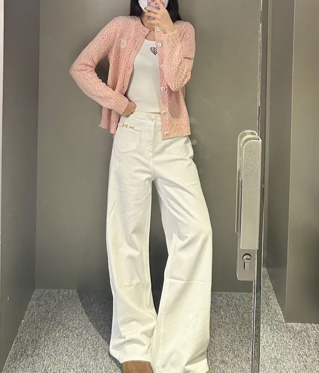  Áo CDG hồng Coral , cúc trắng logo 