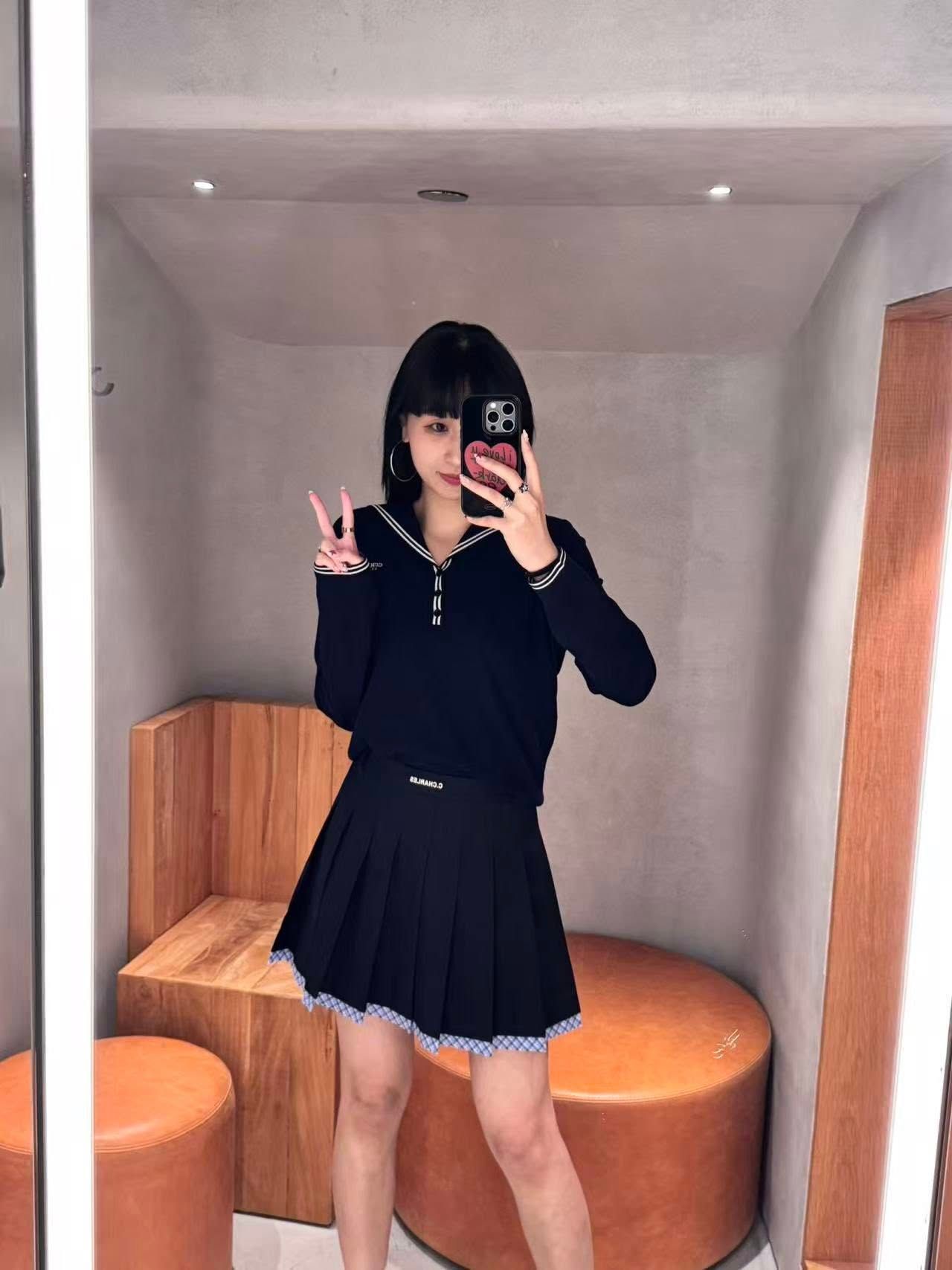  Chân váy đen ngắn viền kẻ xanh ( SET) 