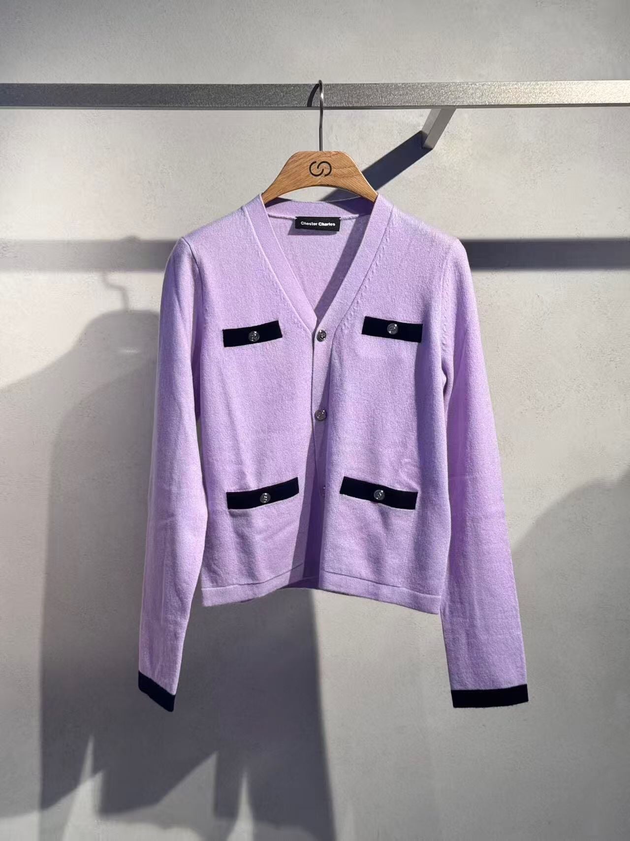  2.Áo CDG tím 4 viền túi đen trước 