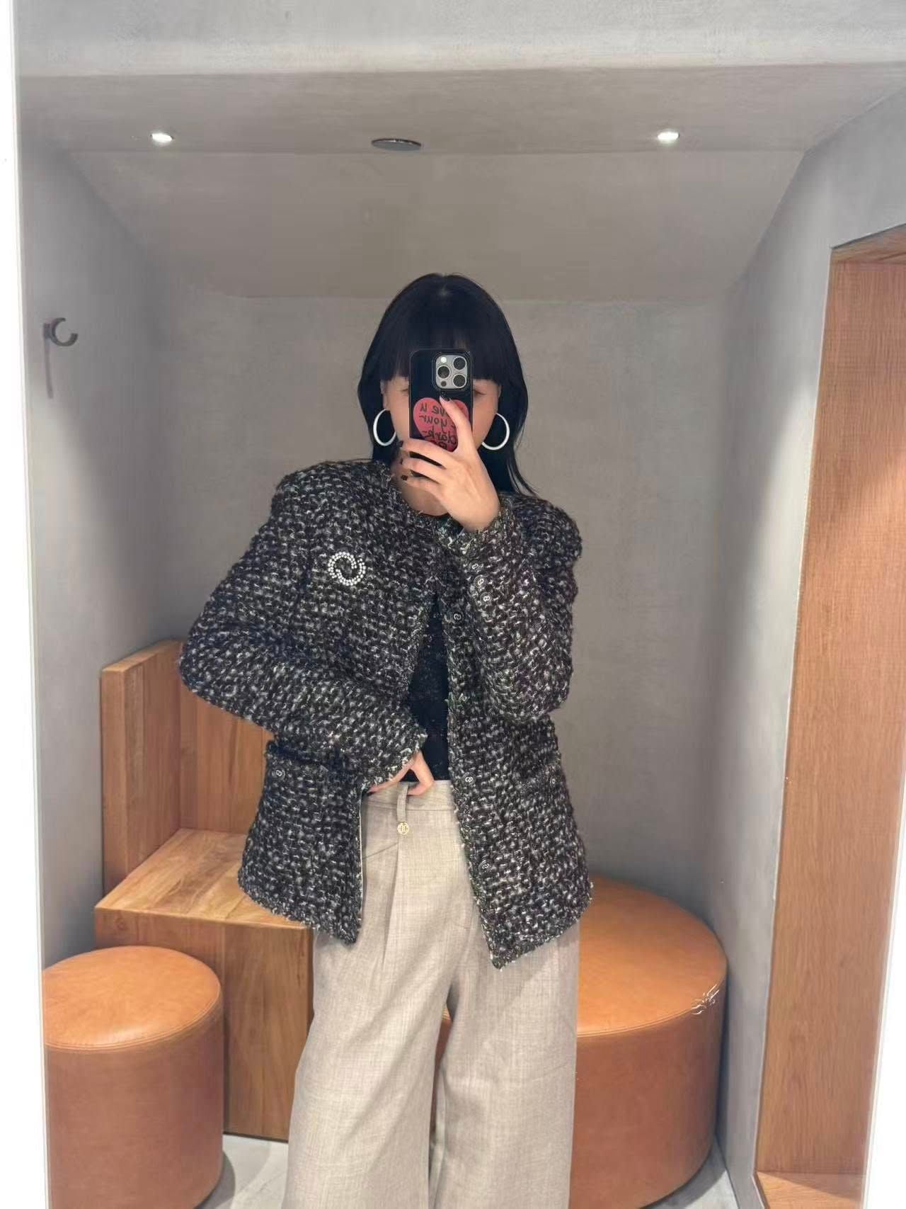  Quần vải màu beige new ss 