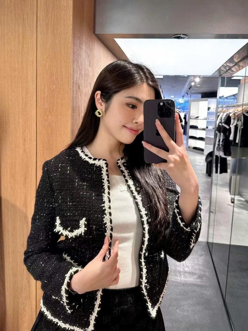  Áo dạ tweed blink, viền trắng 