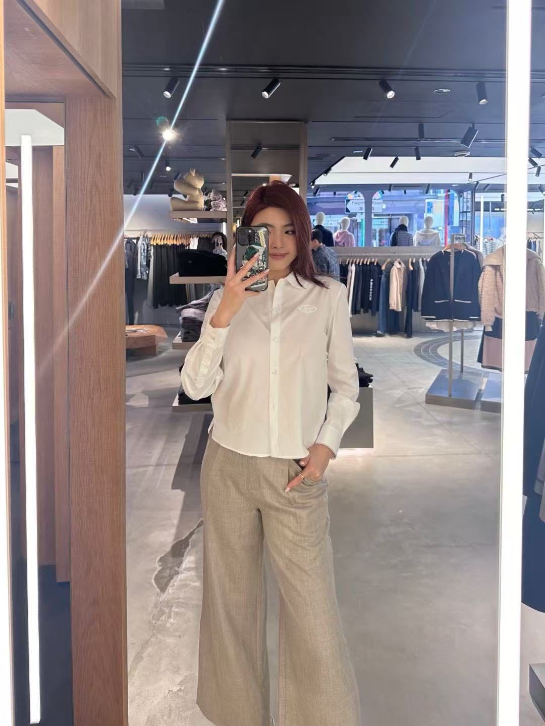  Quần vải màu beige new ss 