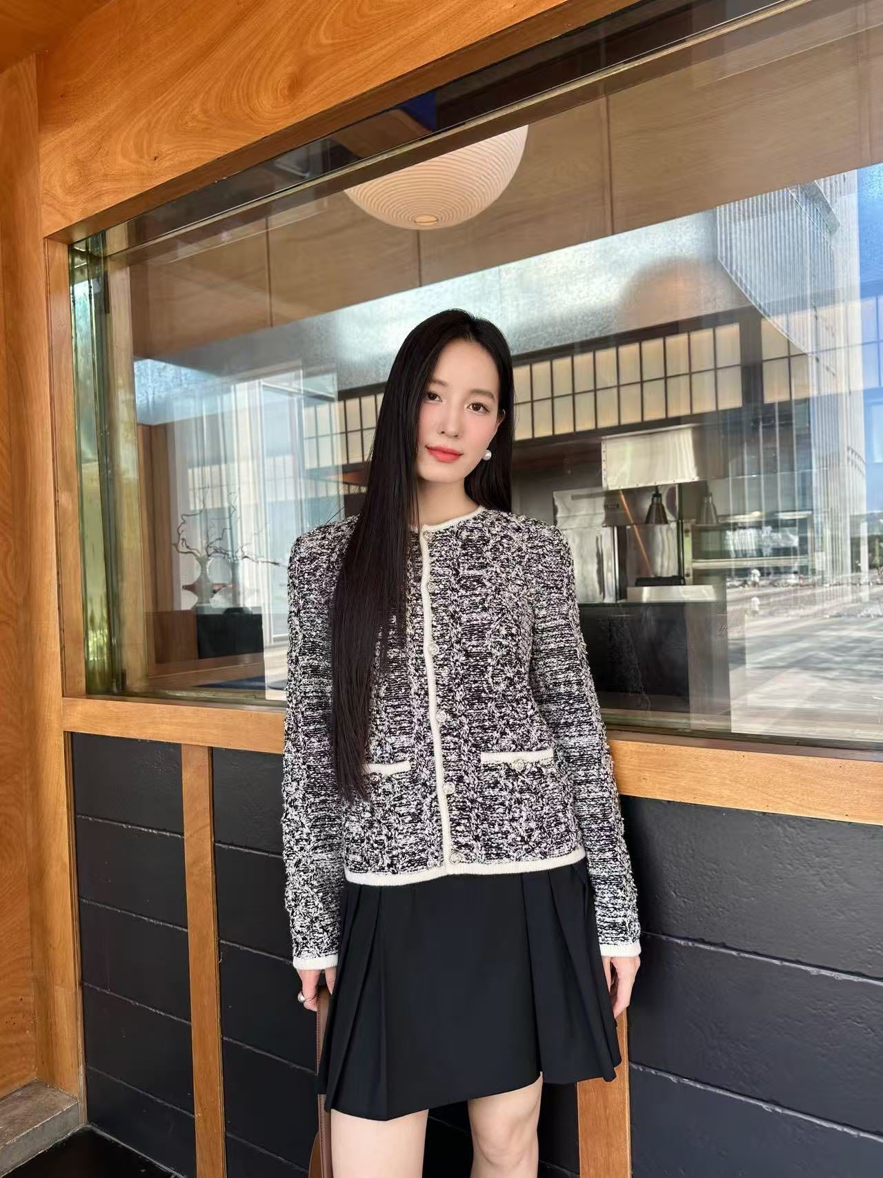  Áo CDG xám viền trắng 