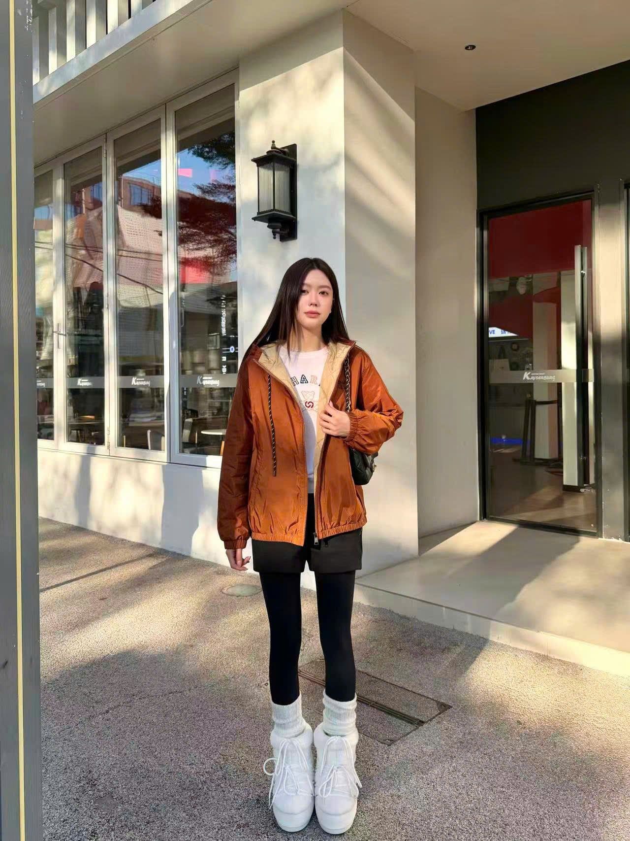  Áo khoác gió nâu 