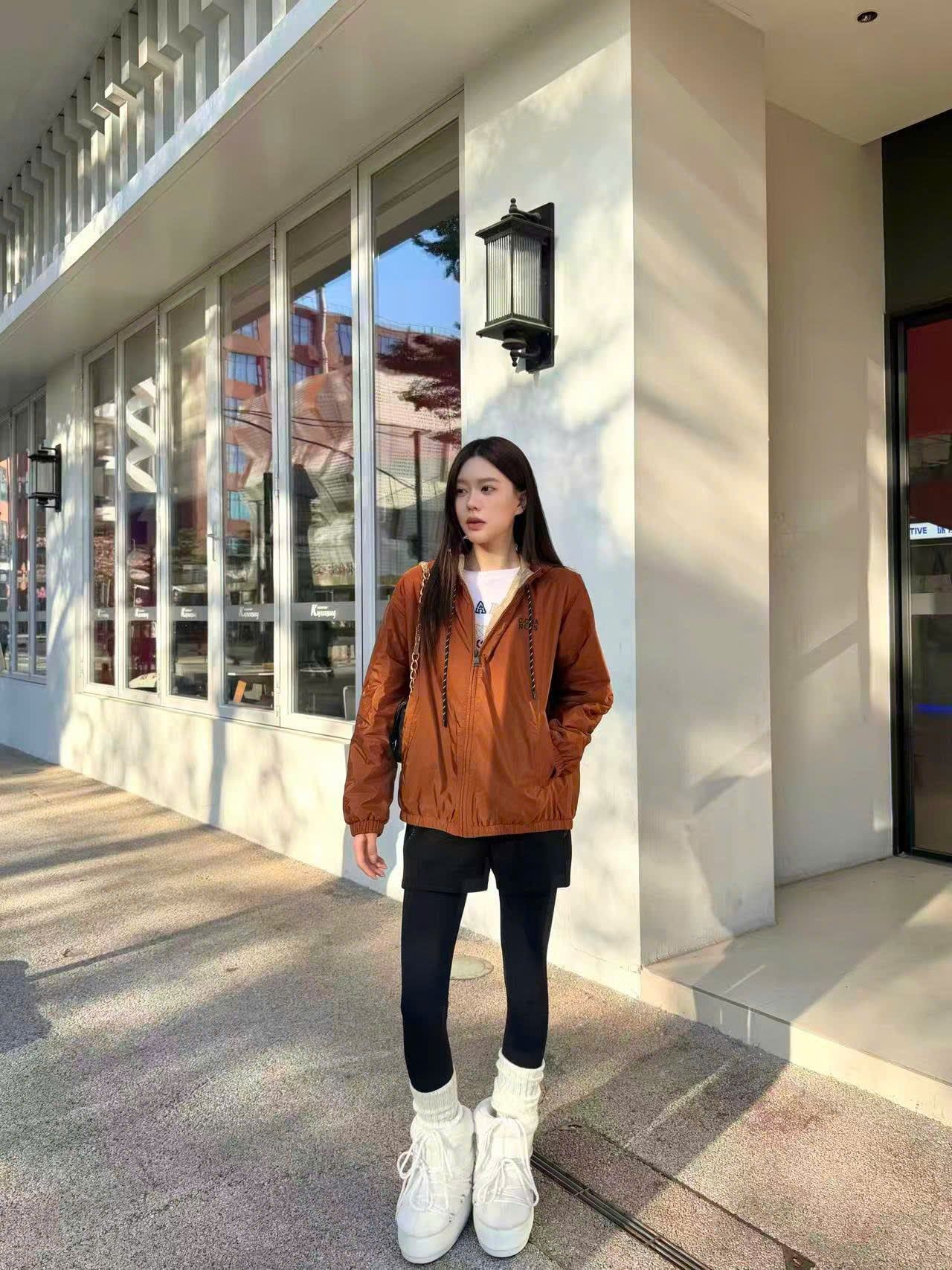  Áo khoác gió nâu 