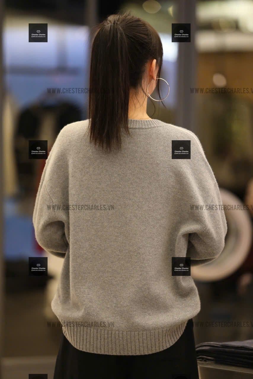  Áo len xám cánh dơi 