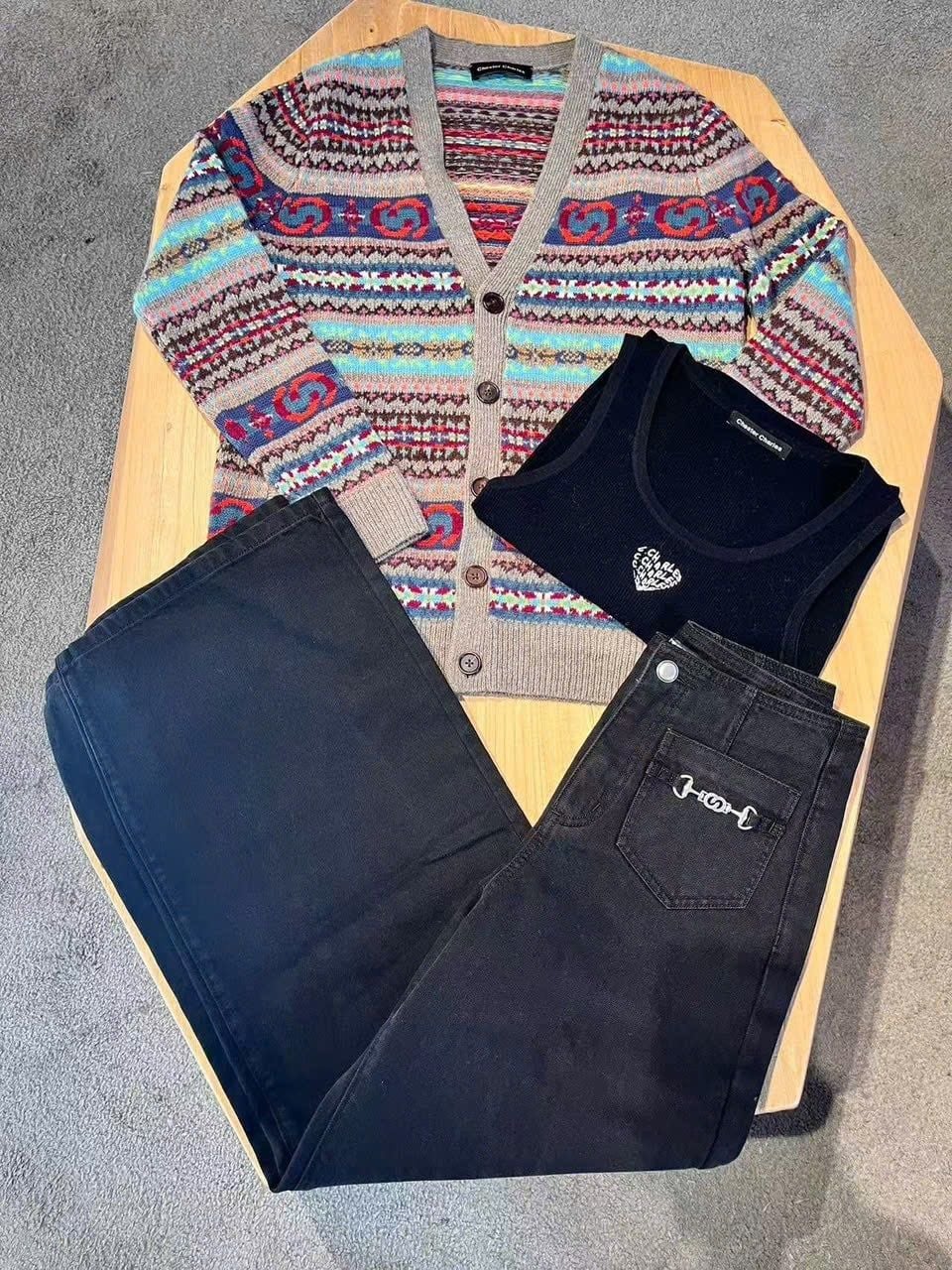  Áo CDG kẻ thổ cẩm , cổ V 