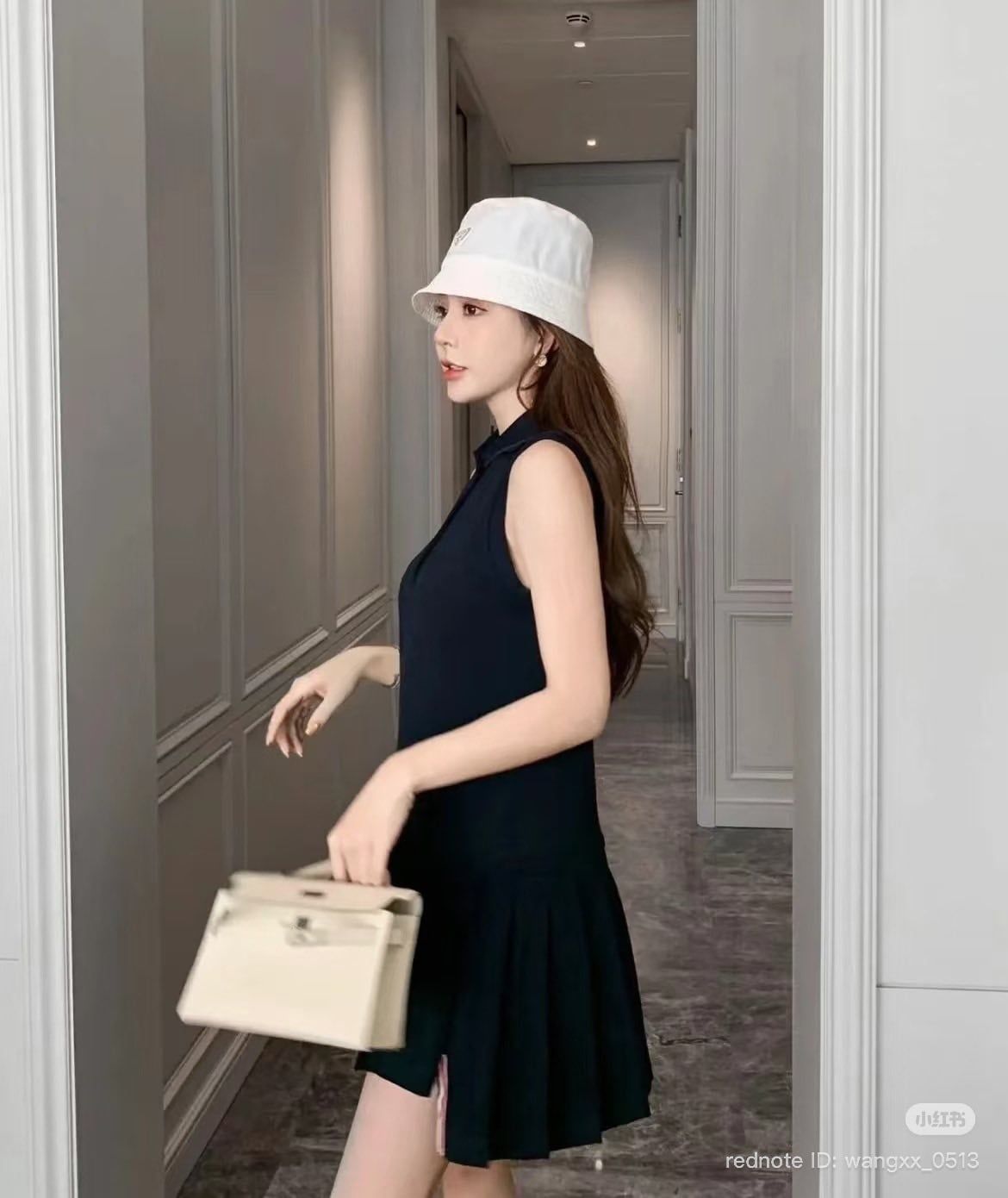  Váy Polo sát nách - Navy sọc lưng 