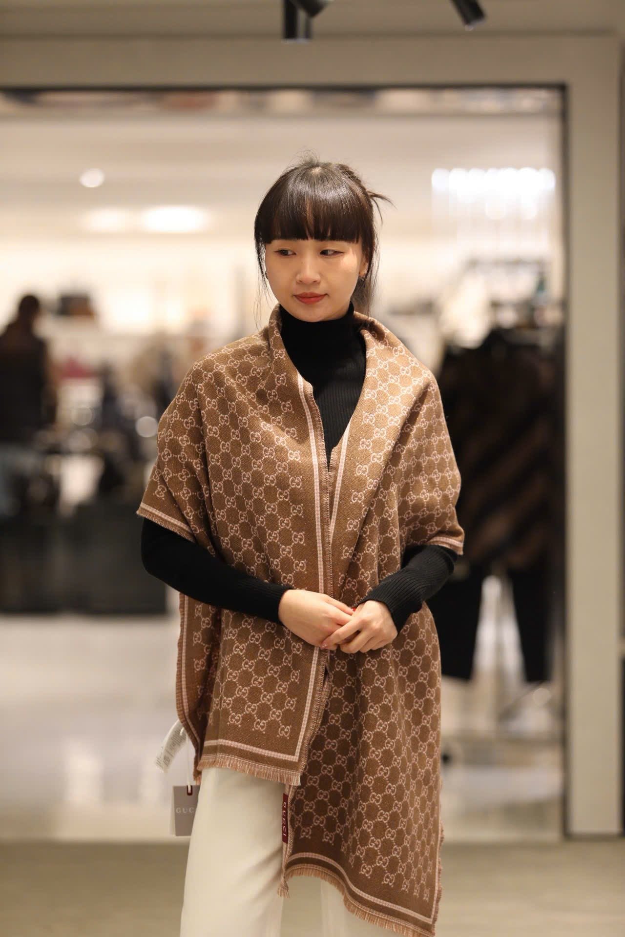  B_11.6__Khăn len GC - ánh kim 