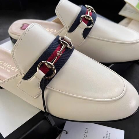  Dép bệt mũi nhọn Gucci trai tim 