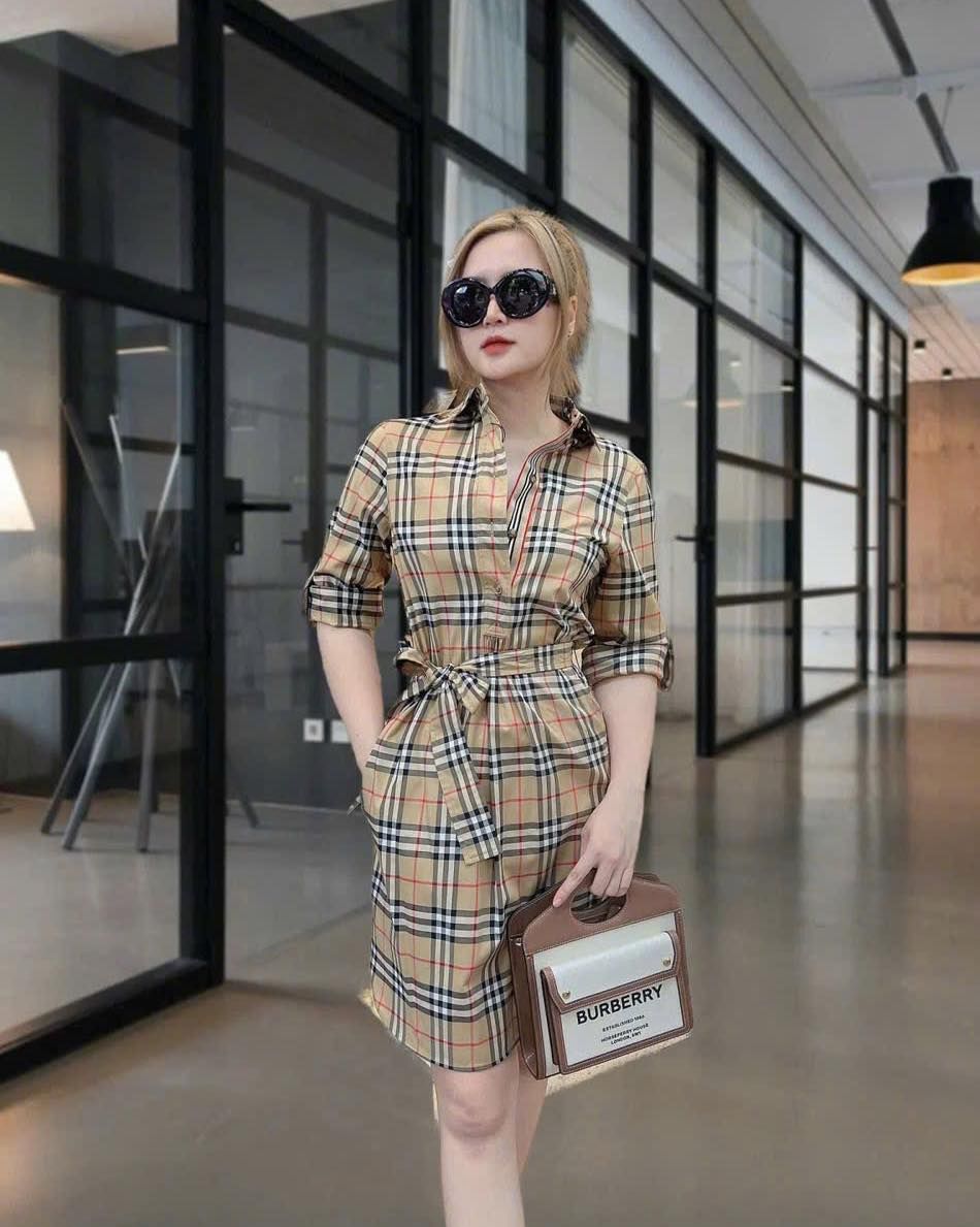  B_9.2__Váy Kẻ BBR , dây thắt eo 