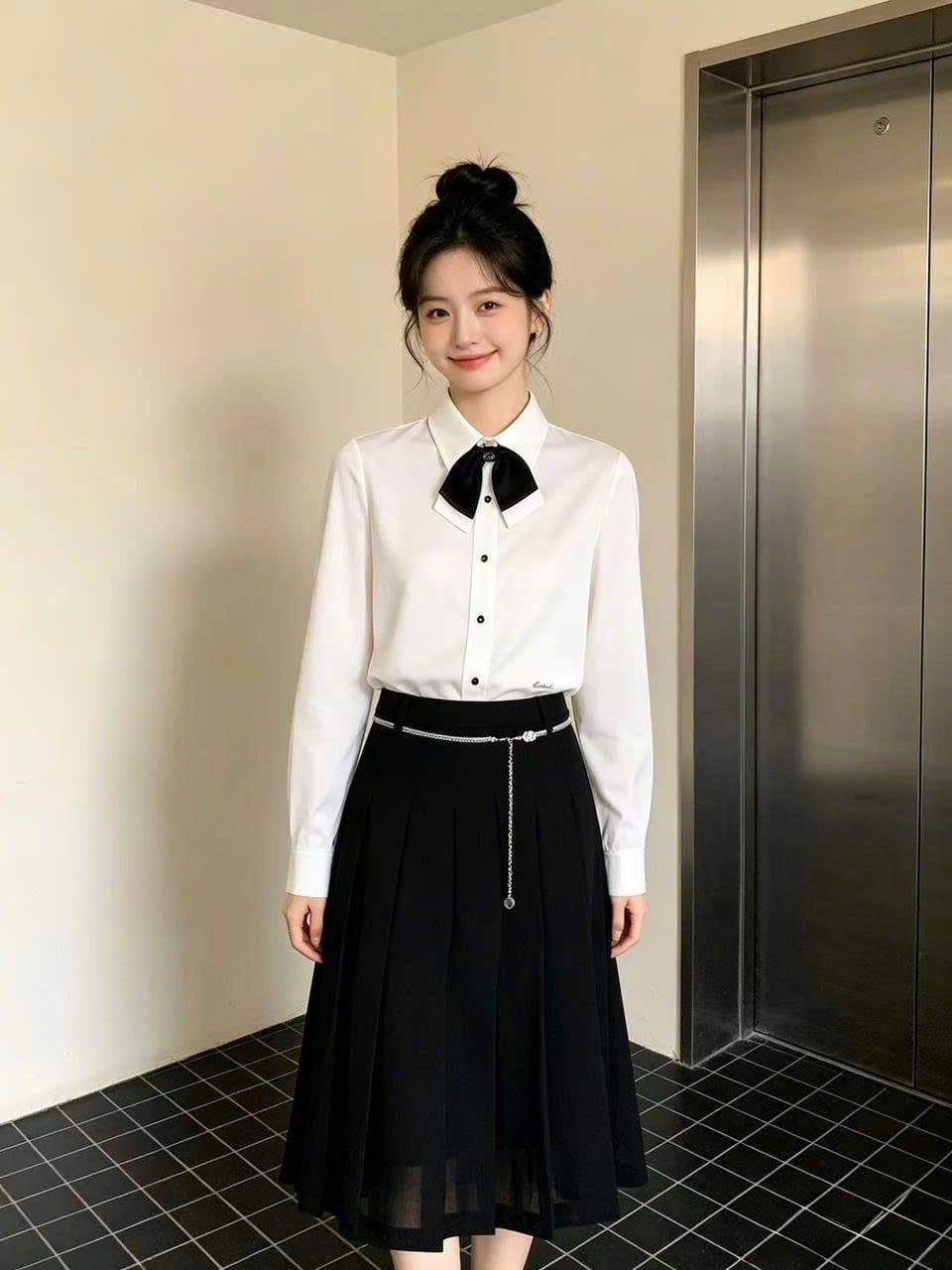  1.Sơ mi trắng - nơ cổ 
