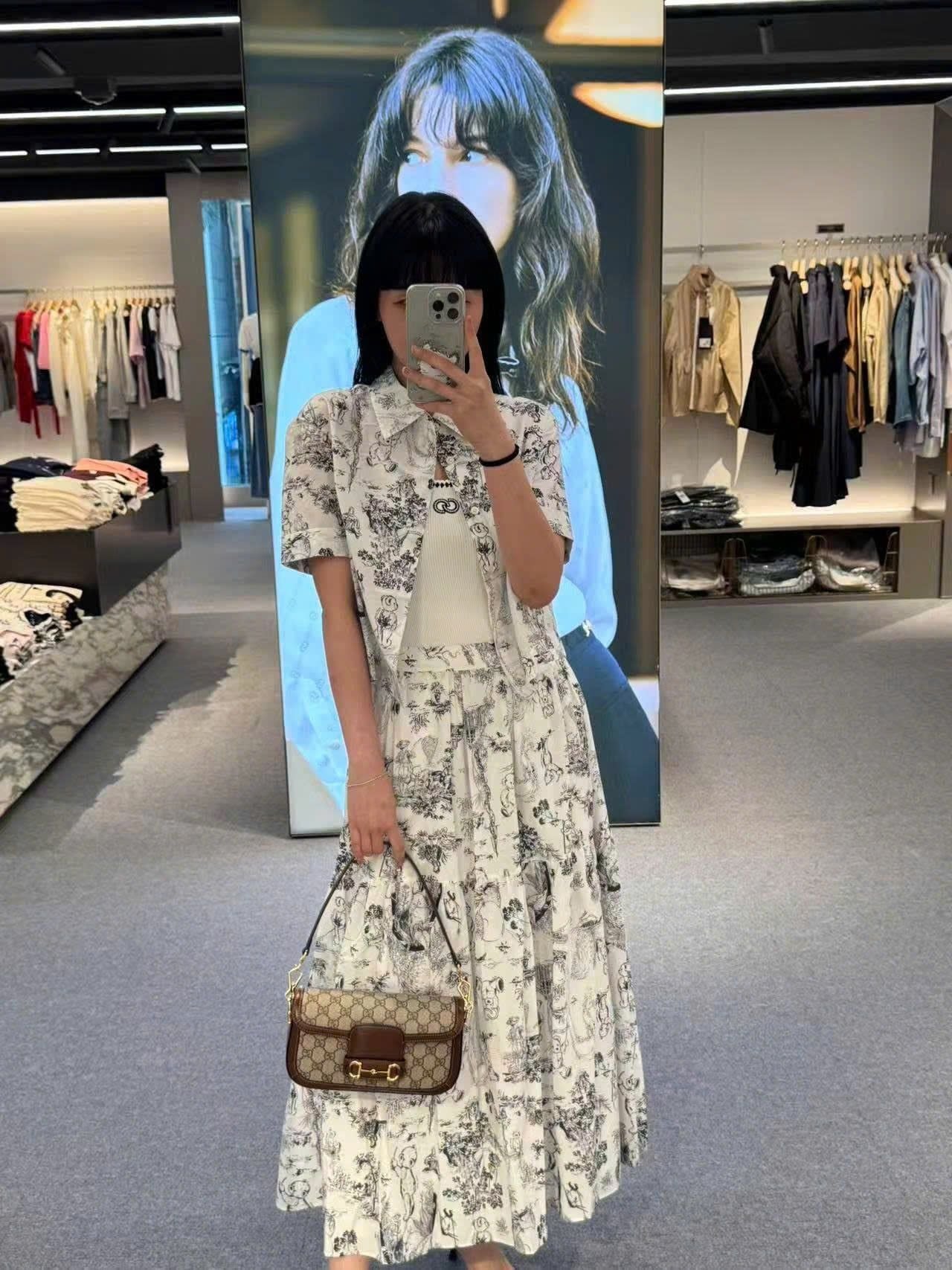  Áo Sơ Mi Ngắn Tay - Họa Tiết Gấu 