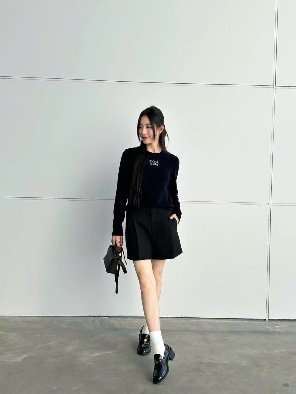  Quần sooc vải đen new ss 