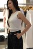  Áo tanktop trắng logo chìm 