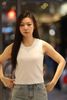  Áo tanktop trắng logo chìm 
