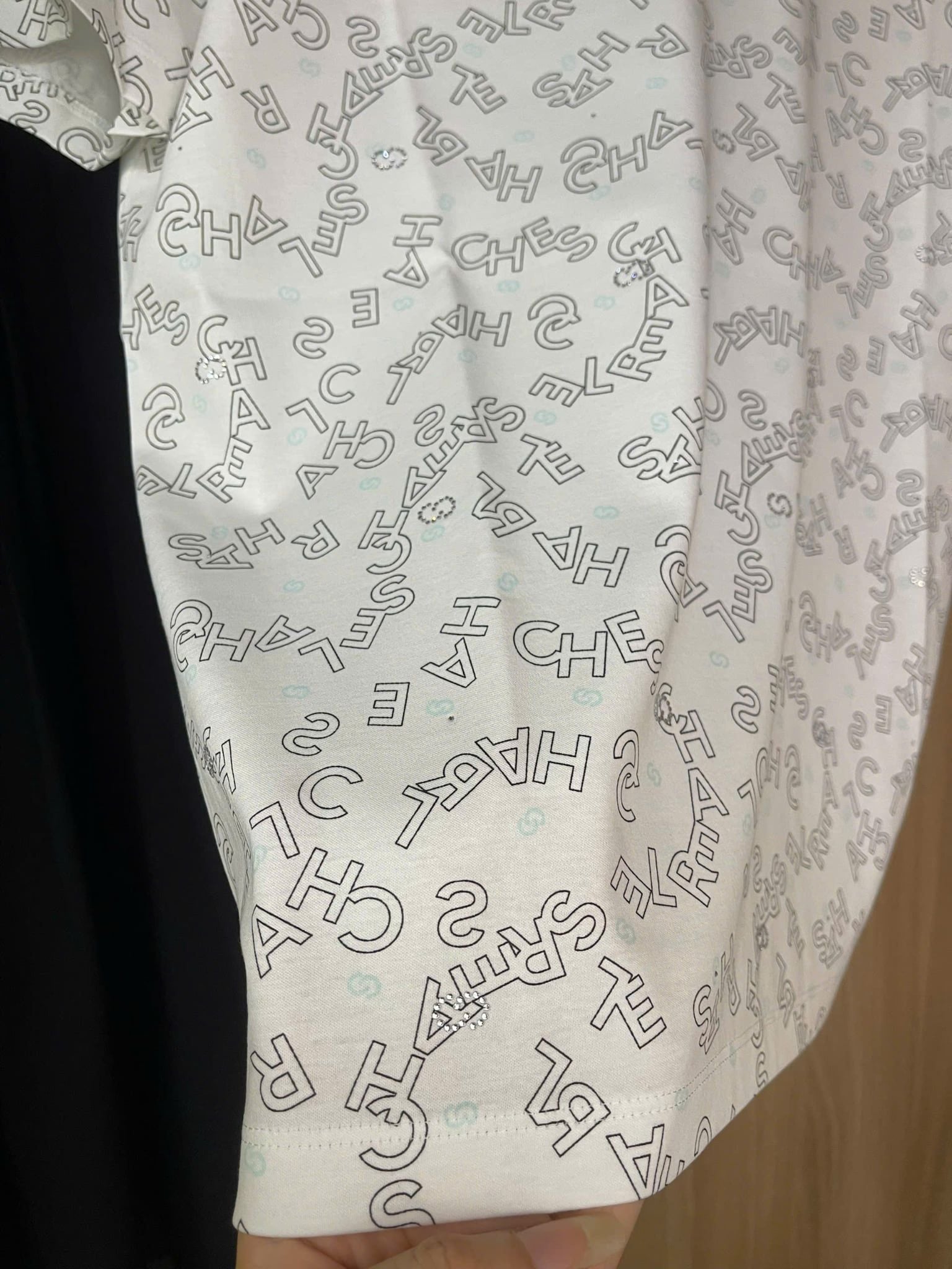  Áo thun trắng cotton Chữ in chìm 