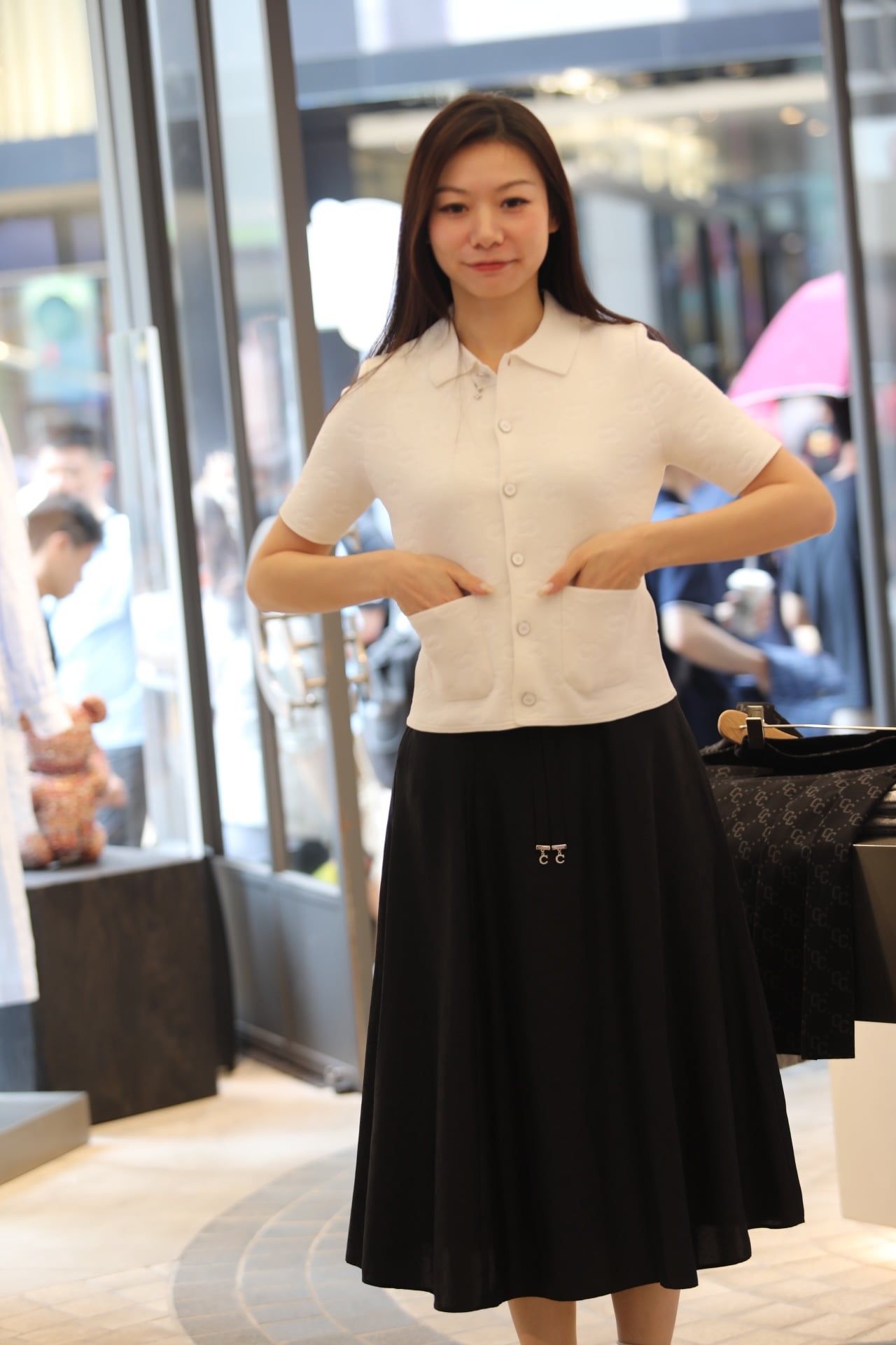  1.Áo CDG ngắn tay trắng Monogram, 2 túi trước 