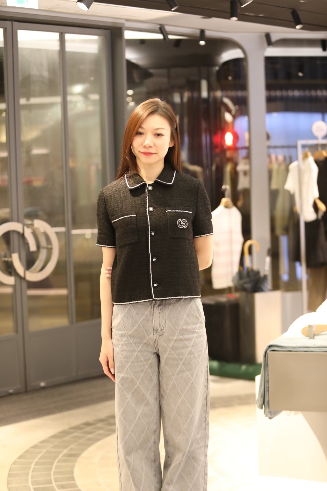  1.Áo tweed đen CDG viền trắng ngắn tay-logo túi ngực 