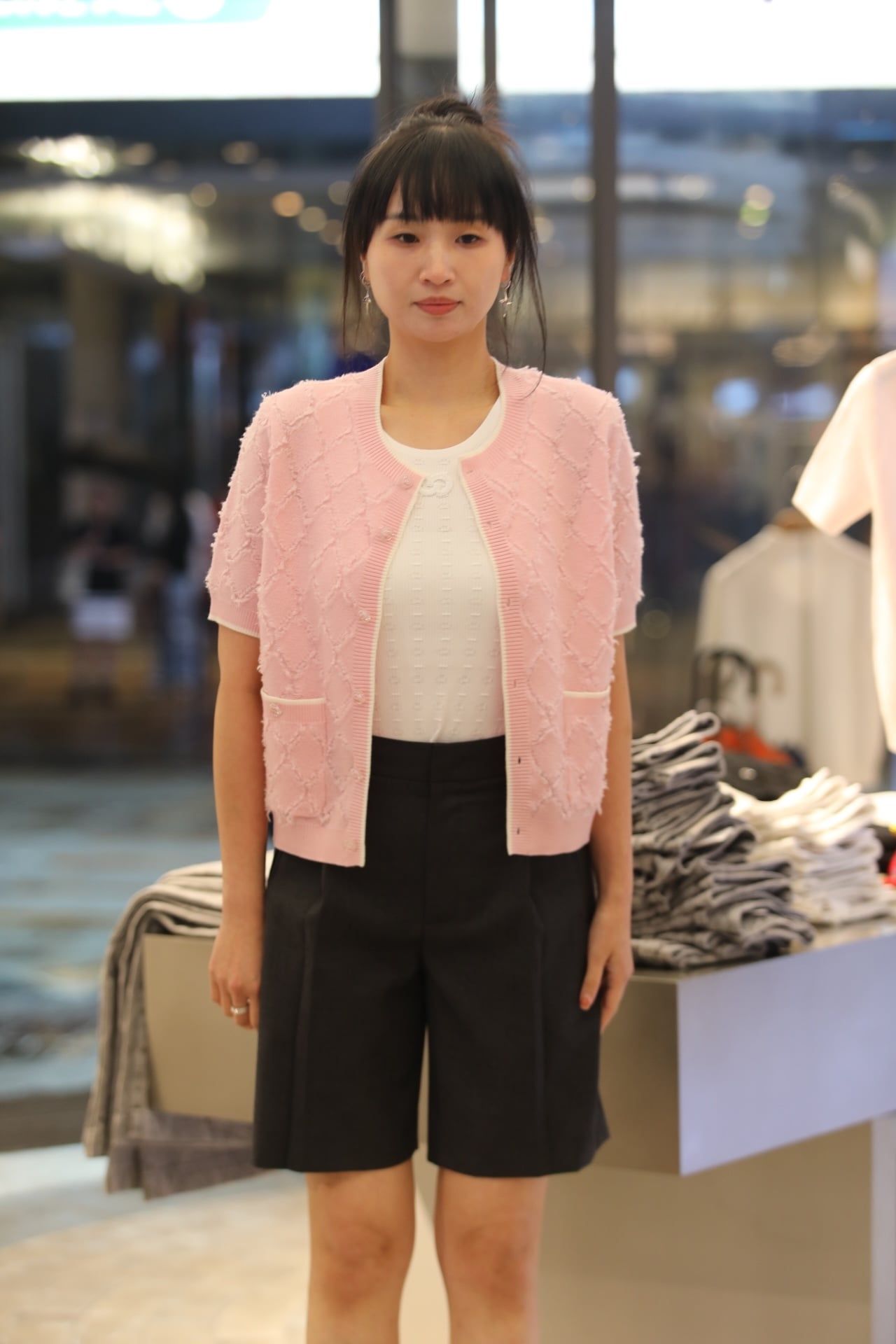  Áo CDG trám hồng ngắn tay 