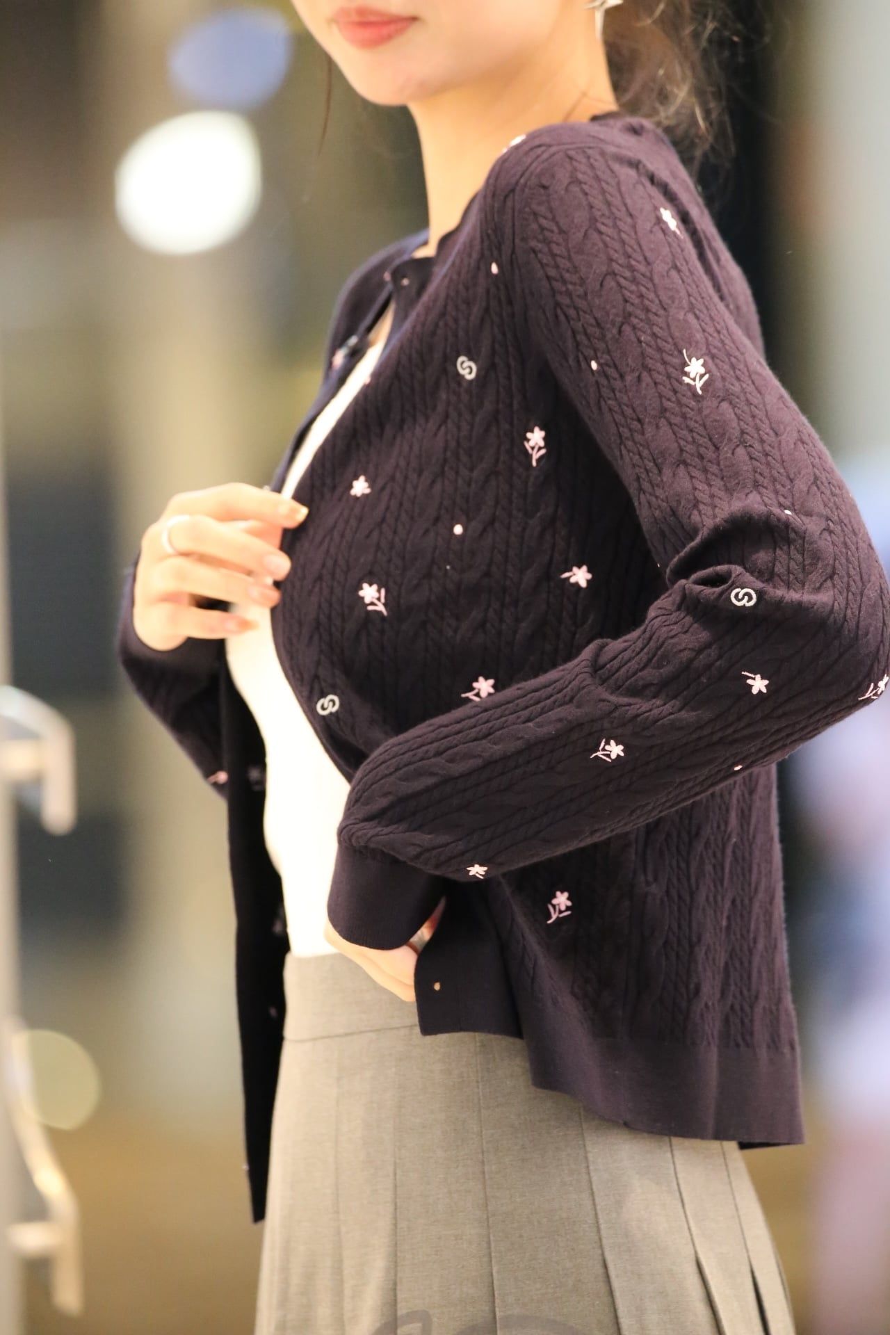  Áo CDG cổ tròn xanh Navy hoa nhí 