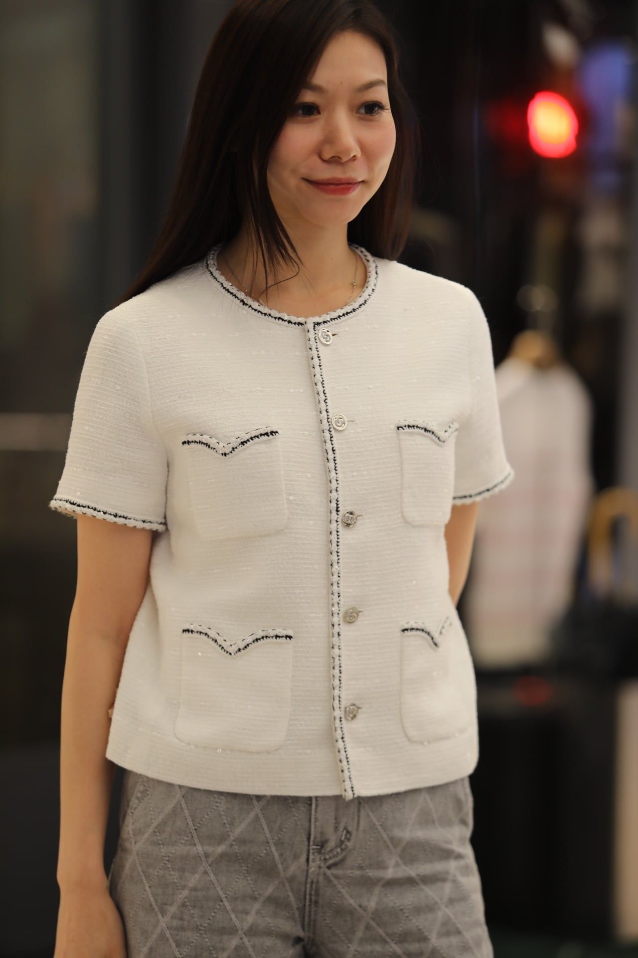  Áo CDG trắng ngắn tay 4 túi V 