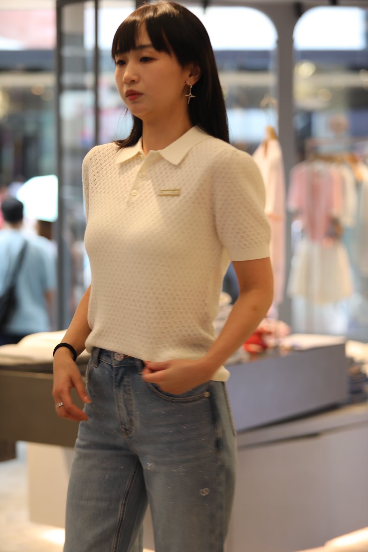  Jean xanh nhạt đính đá vẩy 
