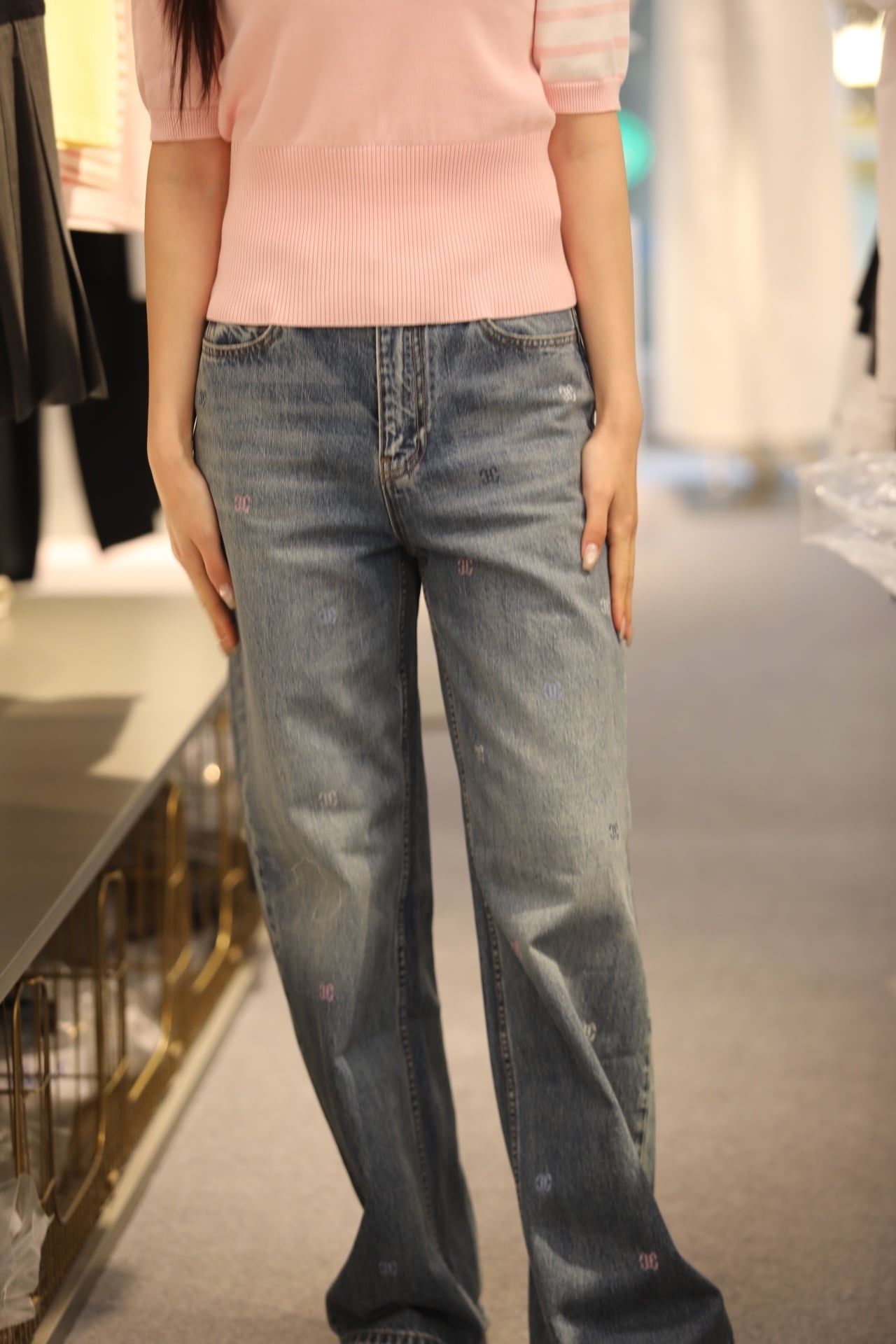  2.Quần jean - logo New ss 