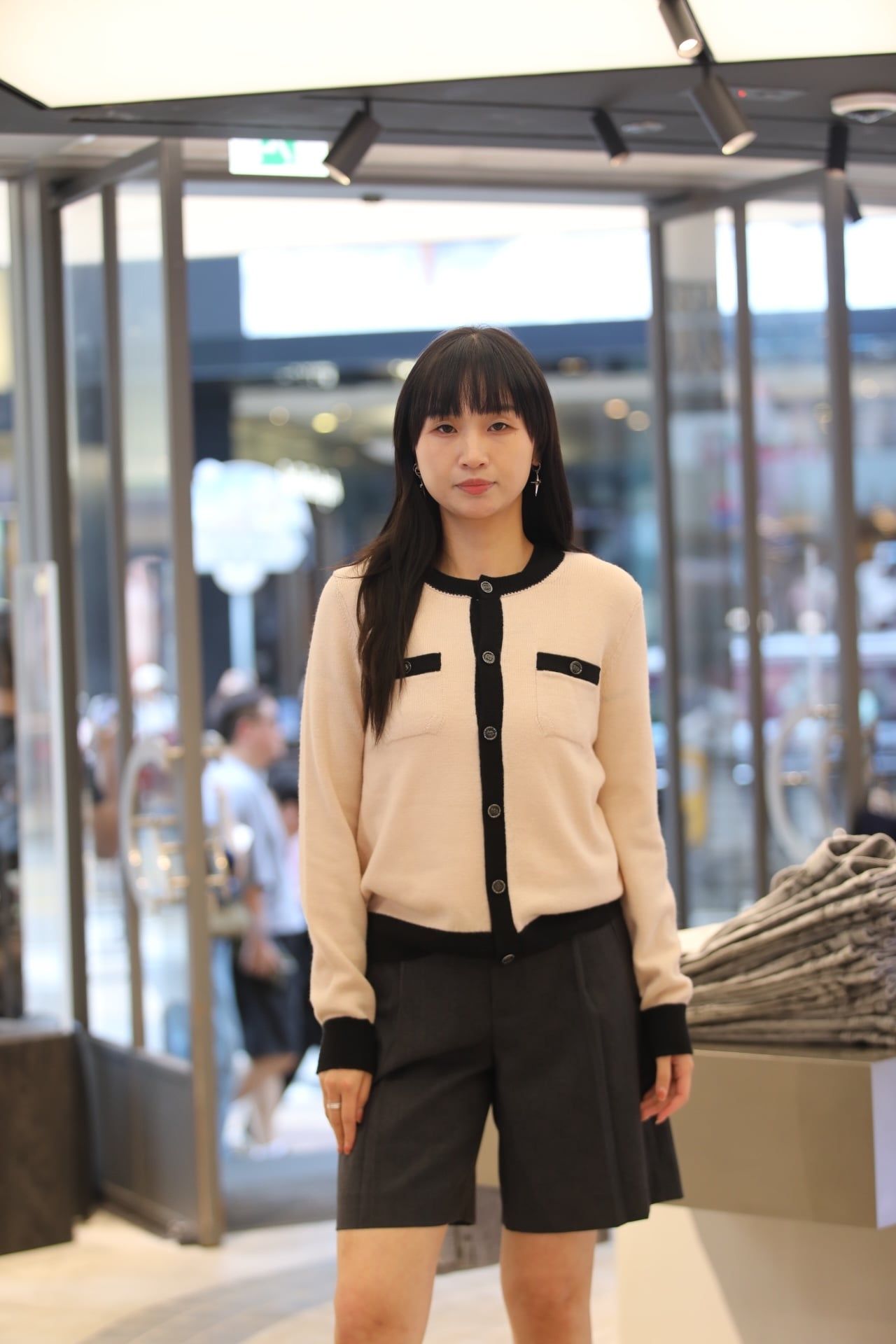  CDG hồng nhạt 2 túi trước - viền đen 