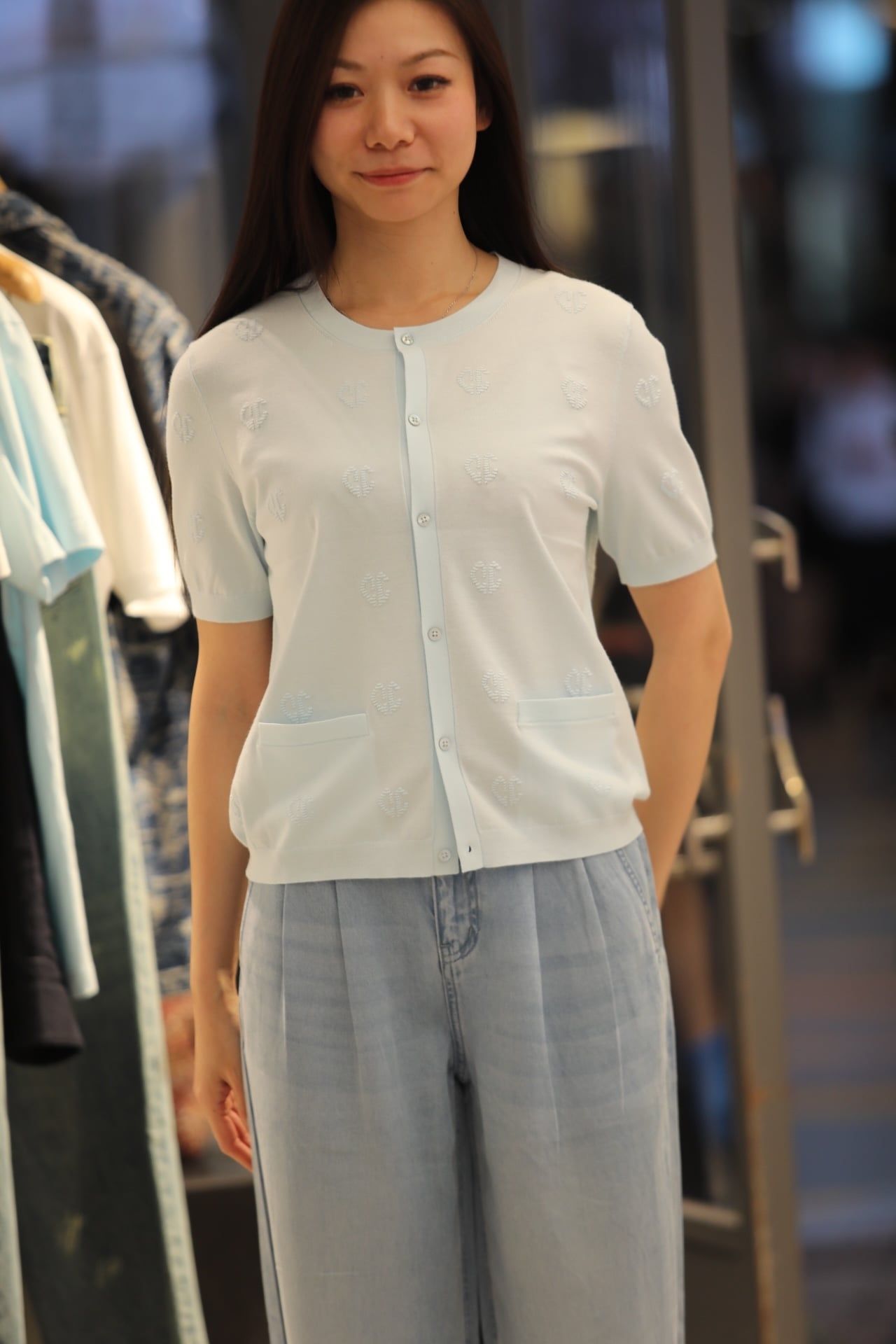  Áo CDG ngắn tay xanh pastel họa tiết chìm 
