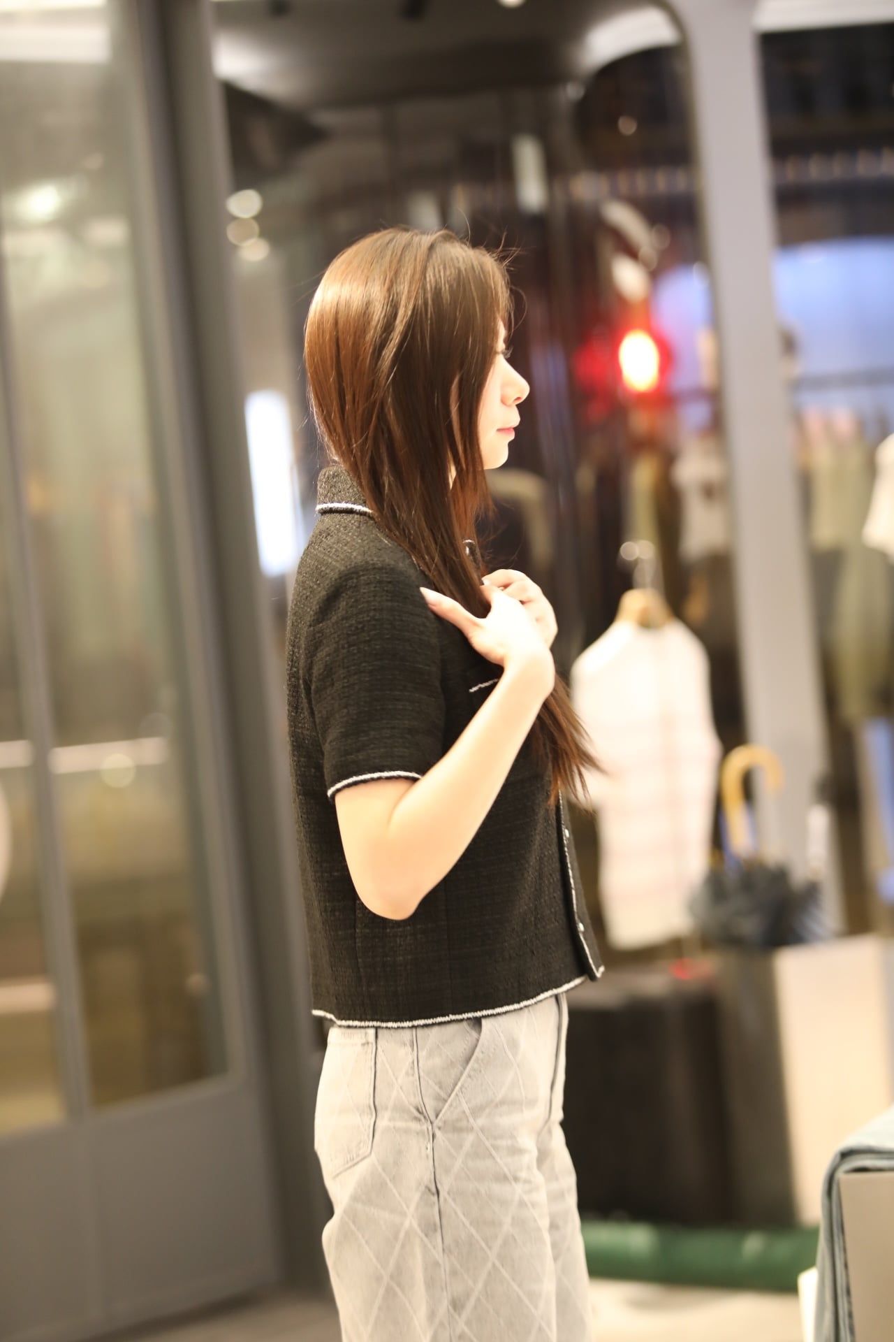  1.Áo tweed đen CDG viền trắng ngắn tay-logo túi ngực 